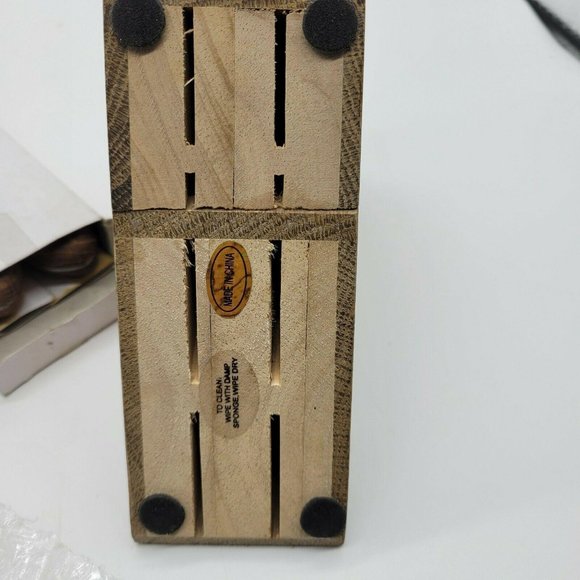 Set of 4 Serrated Steak Knives w/wooden block - Picture 6 of 8